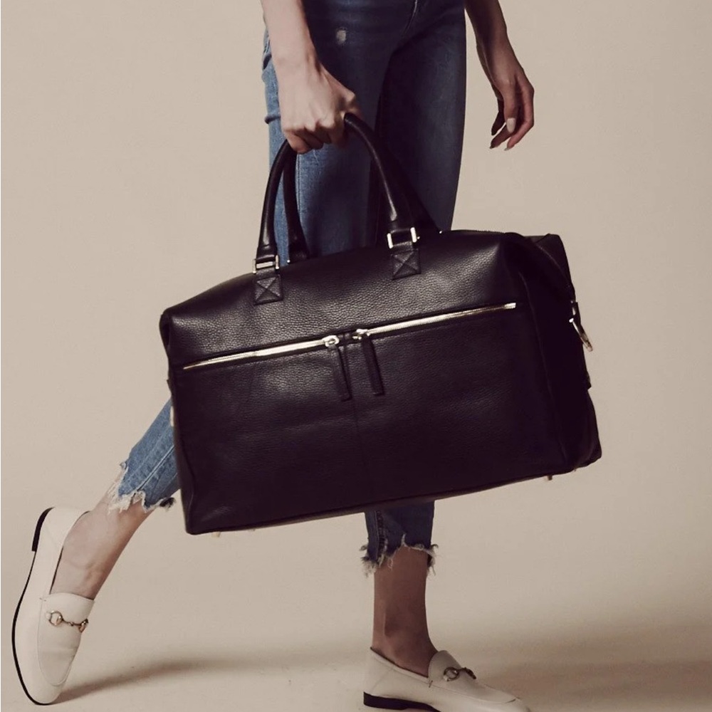 Ectu Hudson, Italian Leather Weekender in Black New Without Tag